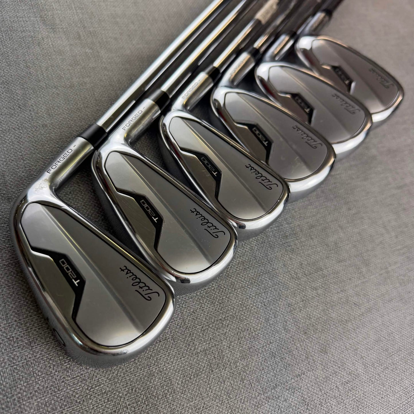 Titleist T200 Forged Irons - Stiff Flex / 5-PW