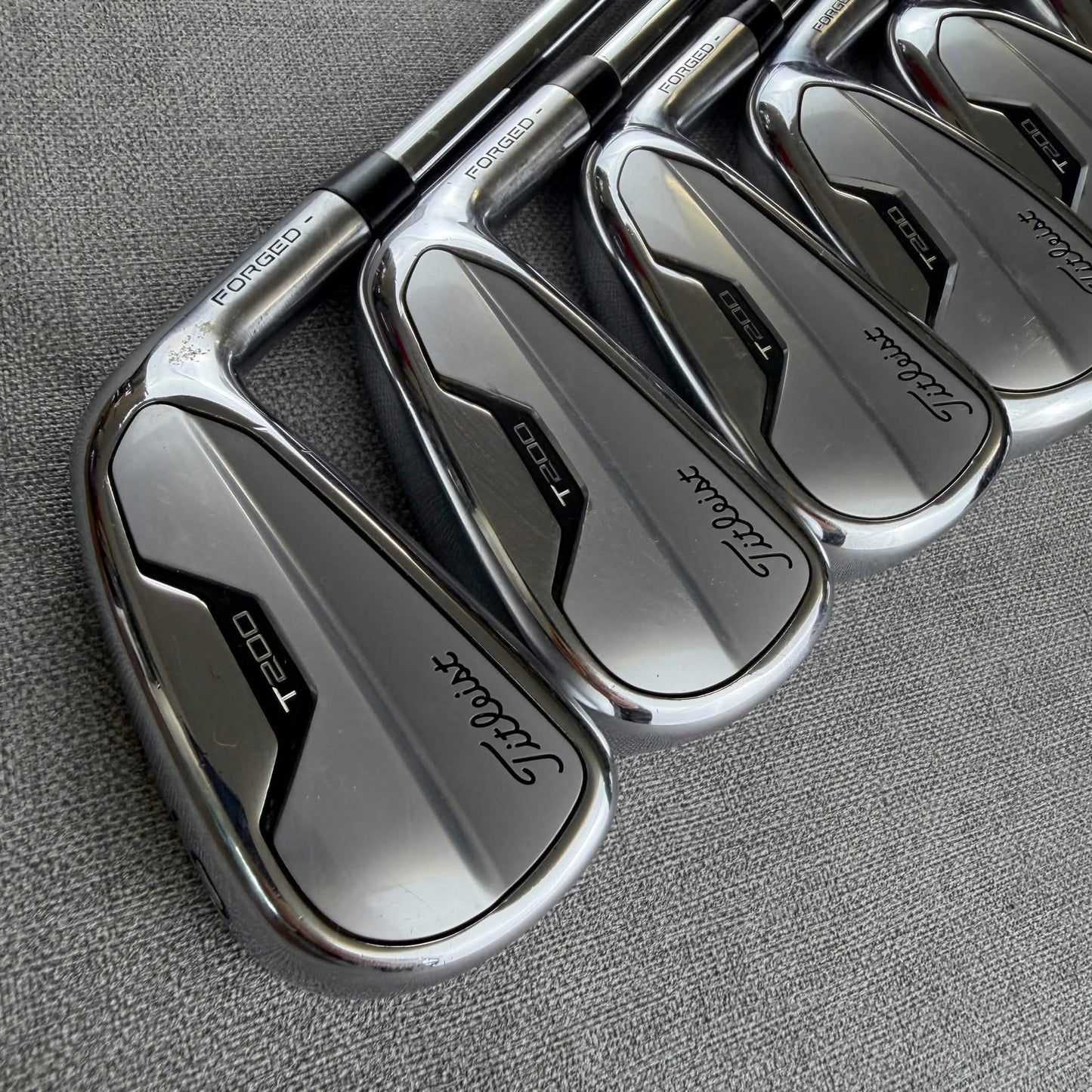 Titleist T200 Forged Irons - Stiff Flex / 5-PW