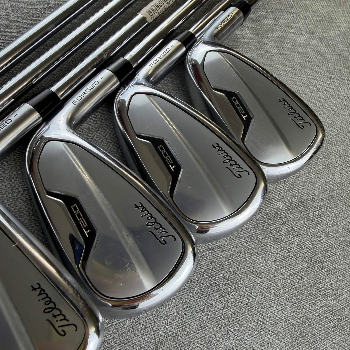 Titleist T200 Forged Irons - Stiff Flex / 5-PW