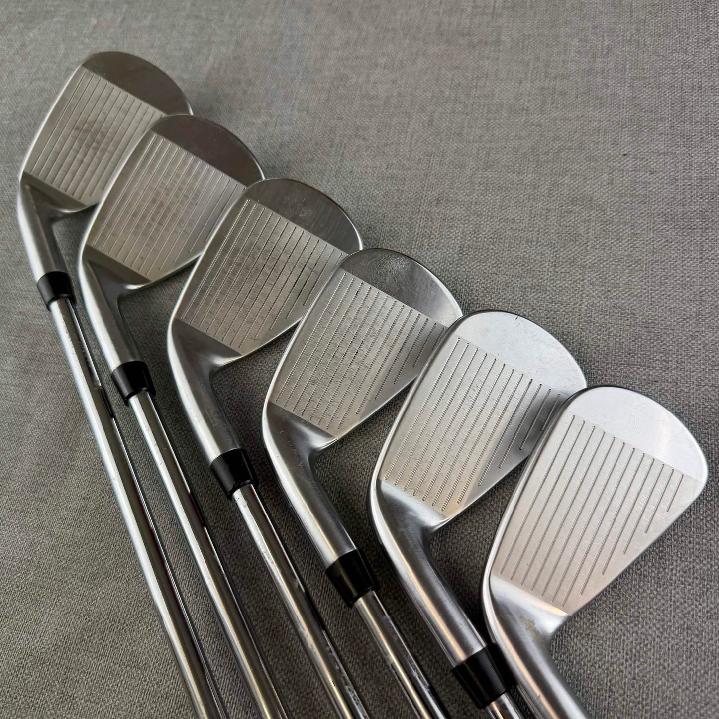 Titleist T200 Forged Irons - Stiff Flex / 5-PW