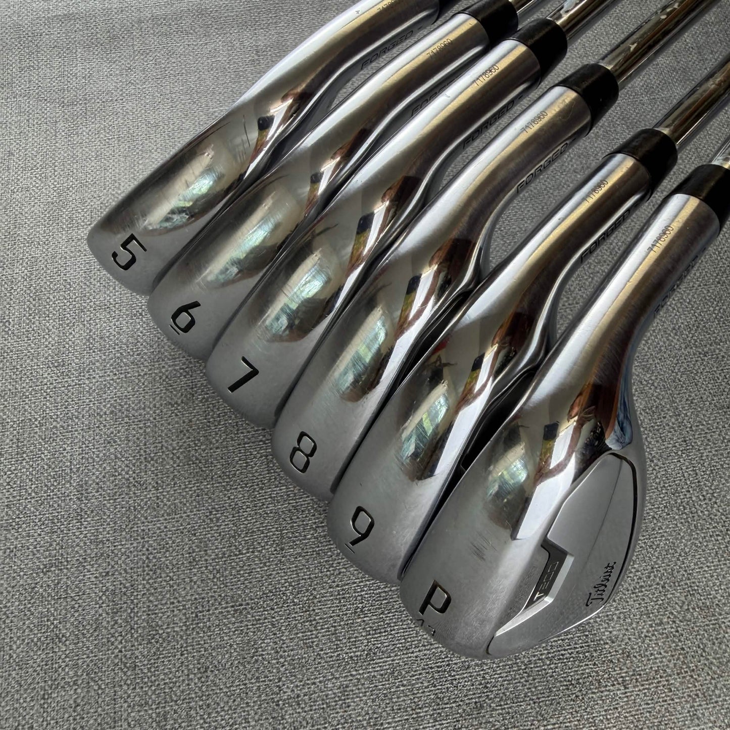 Titleist T200 Forged Irons - Stiff Flex / 5-PW