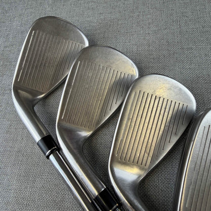 Taylormade M4 Irons - Regular  Flex / 5-PW
