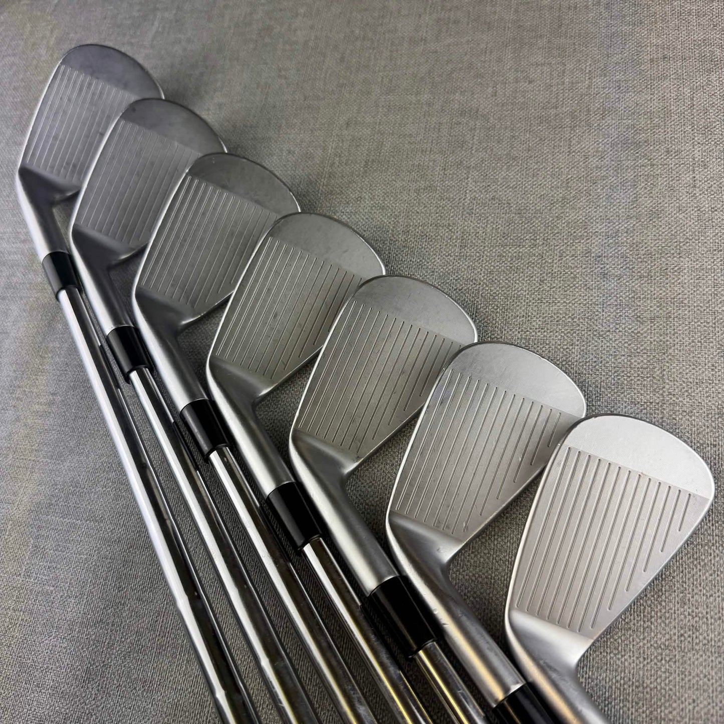 Taylormade  P.7MC Forged Irons - Stiff Flex / 4-PW