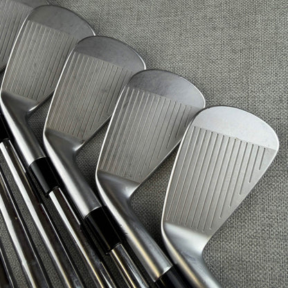 Taylormade  P.7MC Forged Irons - Stiff Flex / 4-PW