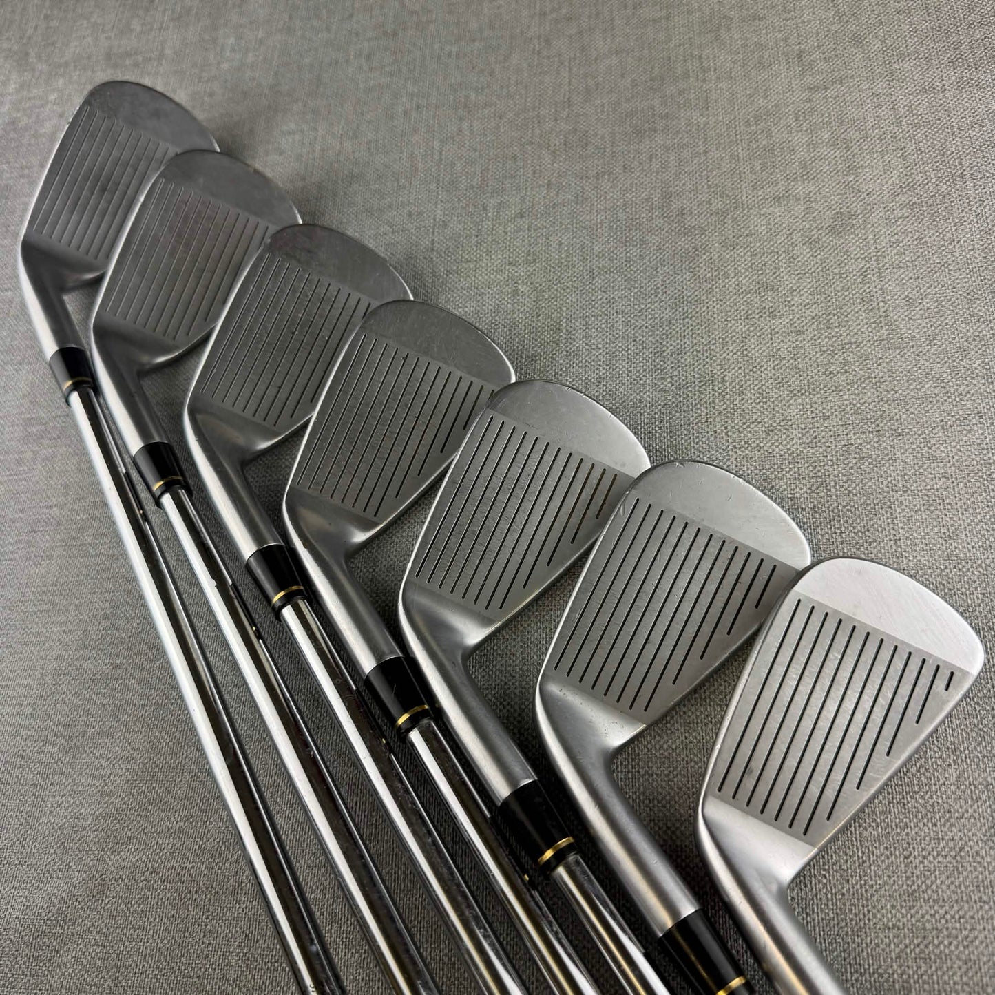 Honma Beres TW903 Irons - Stiff Flex / 4-10