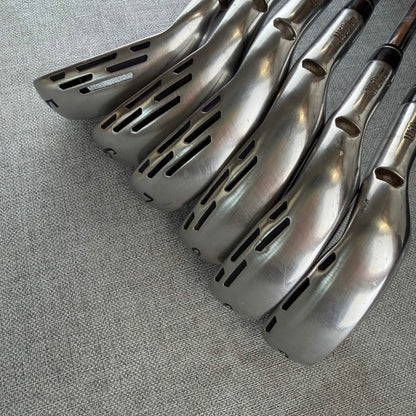 Wilson D7 Irons - Stiff Flex / 5-PW