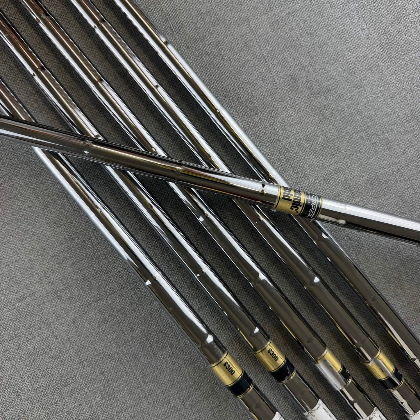 Wilson D7 Irons - Stiff Flex / 5-PW