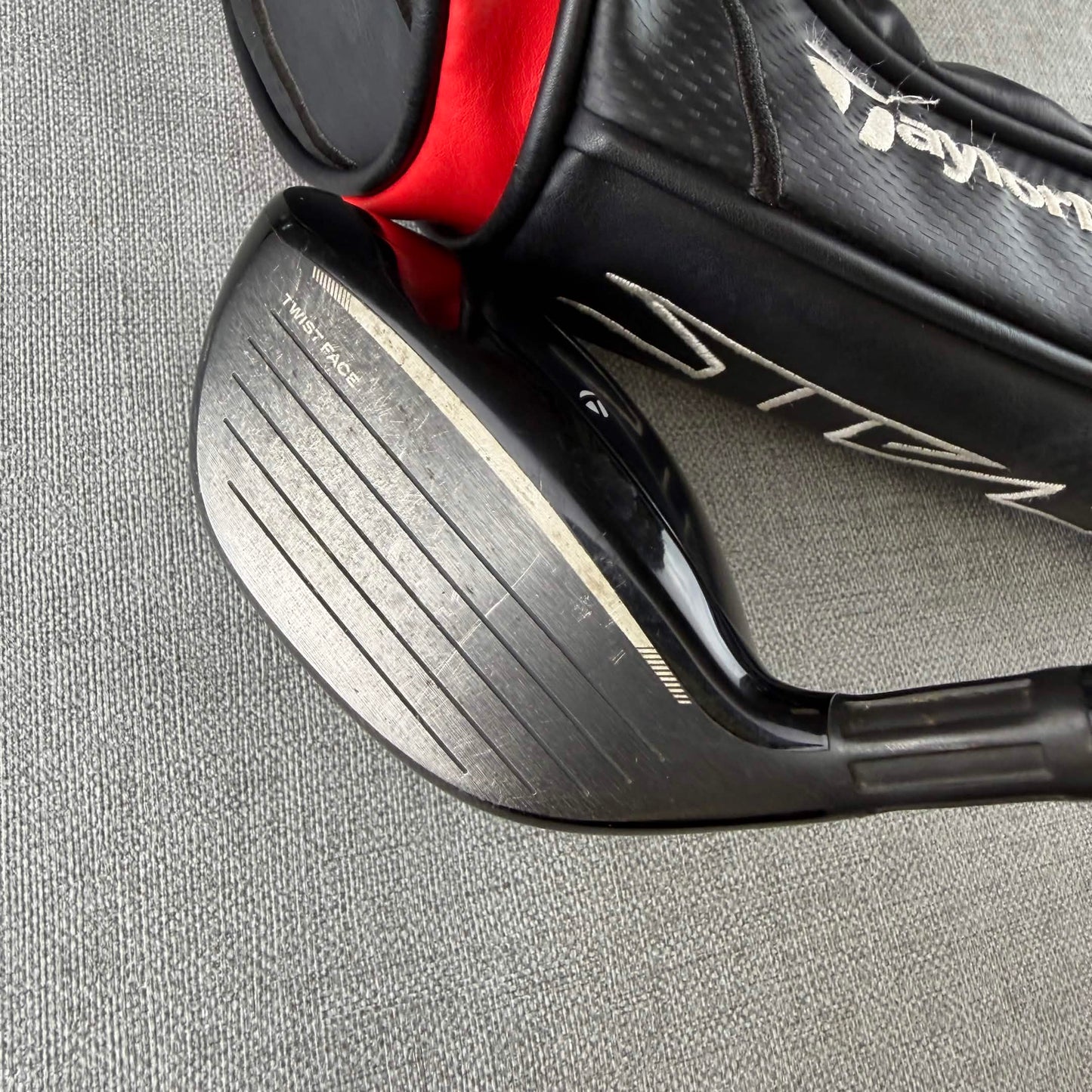 Taylormade  Stealth Fairway Wood - Stiff 65g / 18 Degree