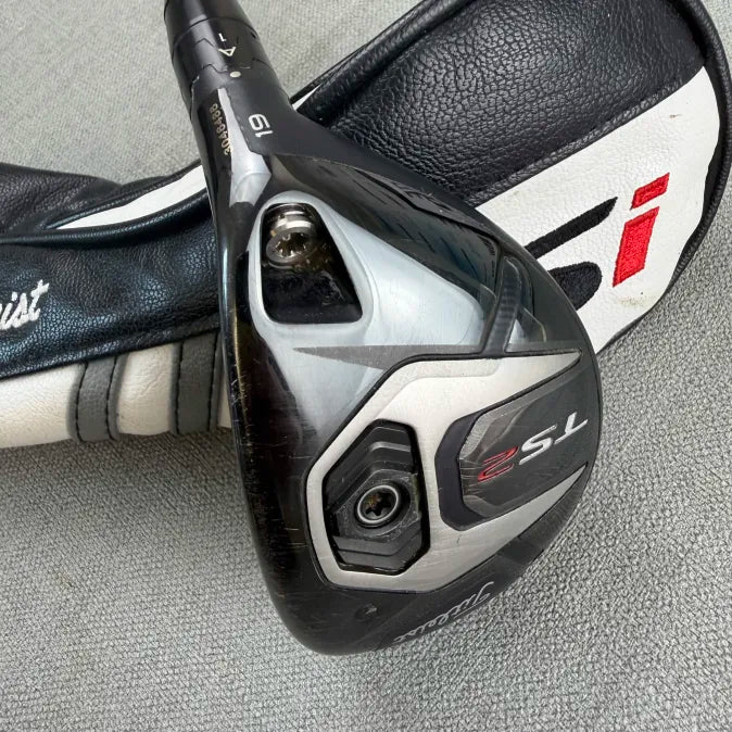 Titleist TS2 Hybrid - Stiff Flex / 19 Degree