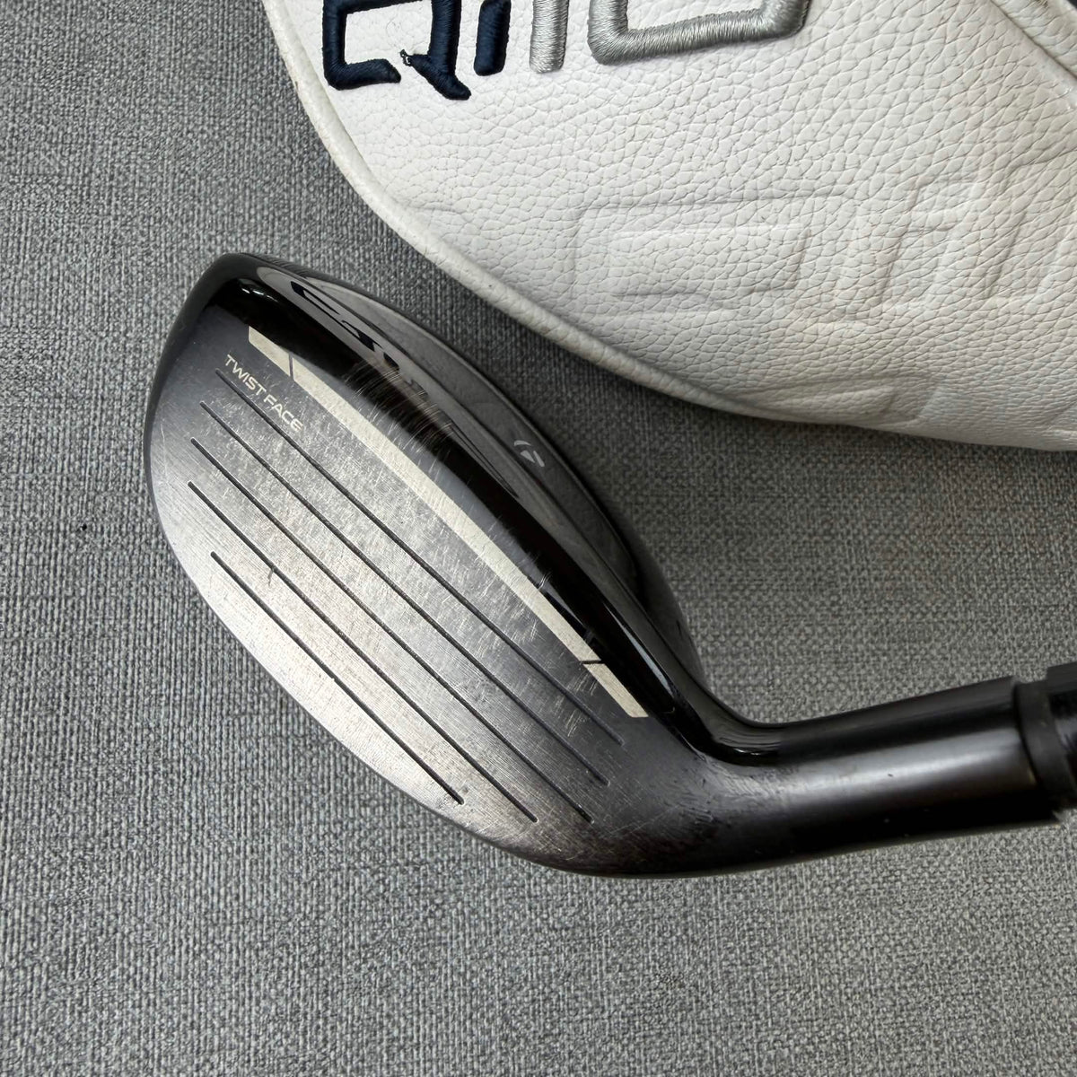 Taylormade  Qi10 Rescue Hybrid - Stiff Flex / 19 Degree