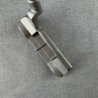 Cobra Blade Putter - 33 Inches / Cobra Grip