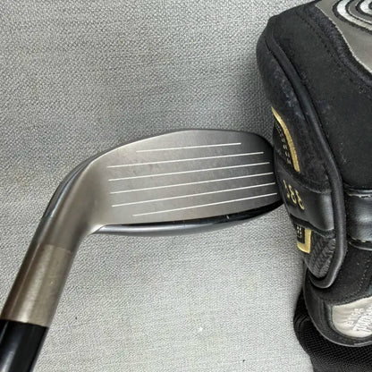 Cleveland 588 Glide Rail Hybrid - Senior Flex / 23 Degree