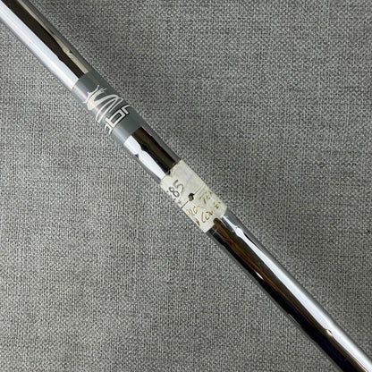 Cobra Blade Putter - 33 Inches / Cobra Grip