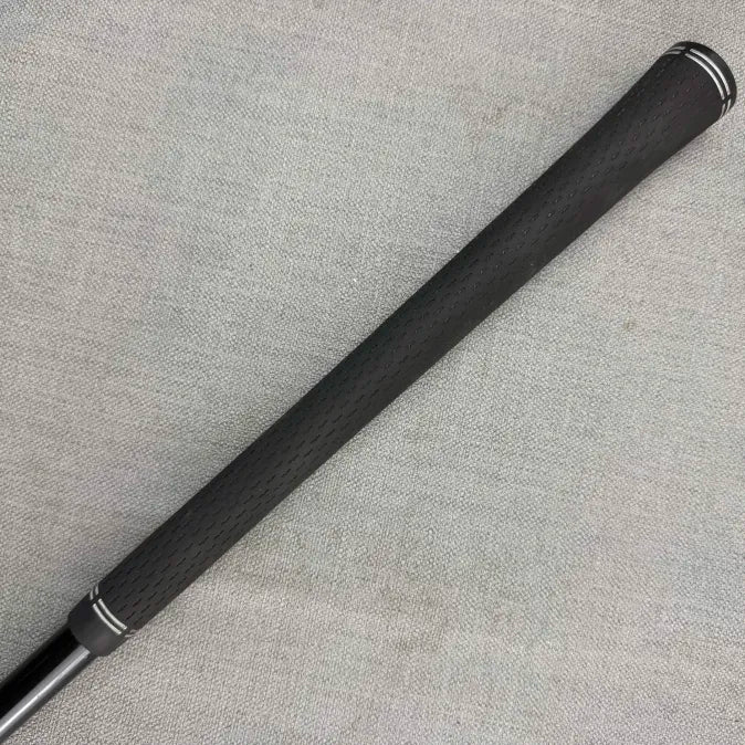 Cleveland 588 Glide Rail Hybrid - Senior Flex / 23 Degree