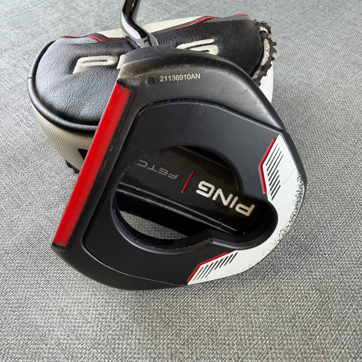 Ping Fetch Putter - 35 Inches / Ping Grip