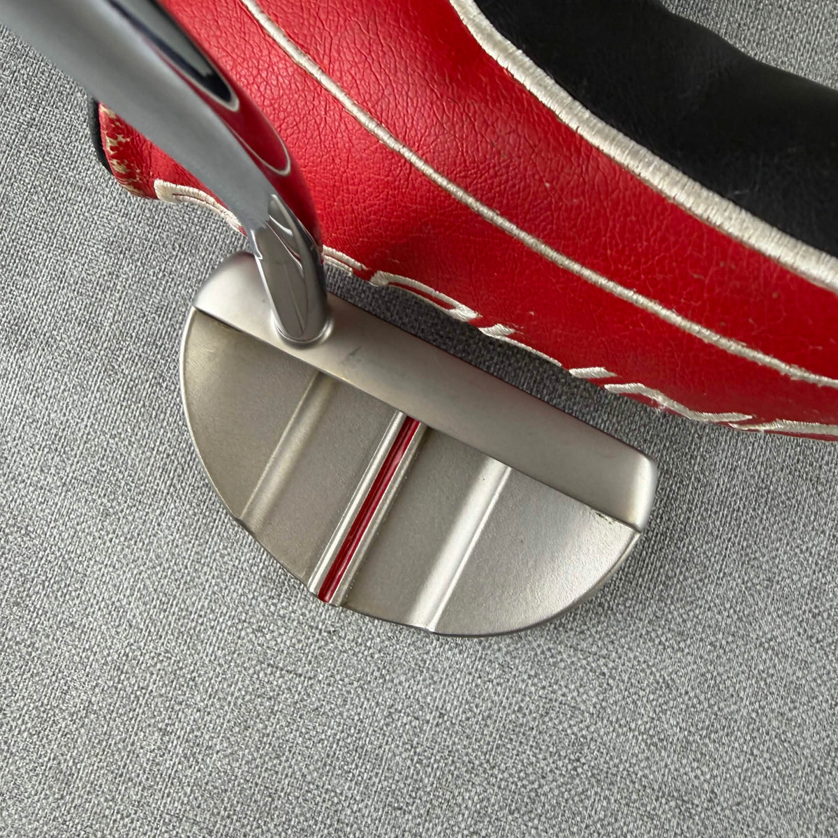 Taylormade Redline Putter - 33 Inches / Taylormade Grip
