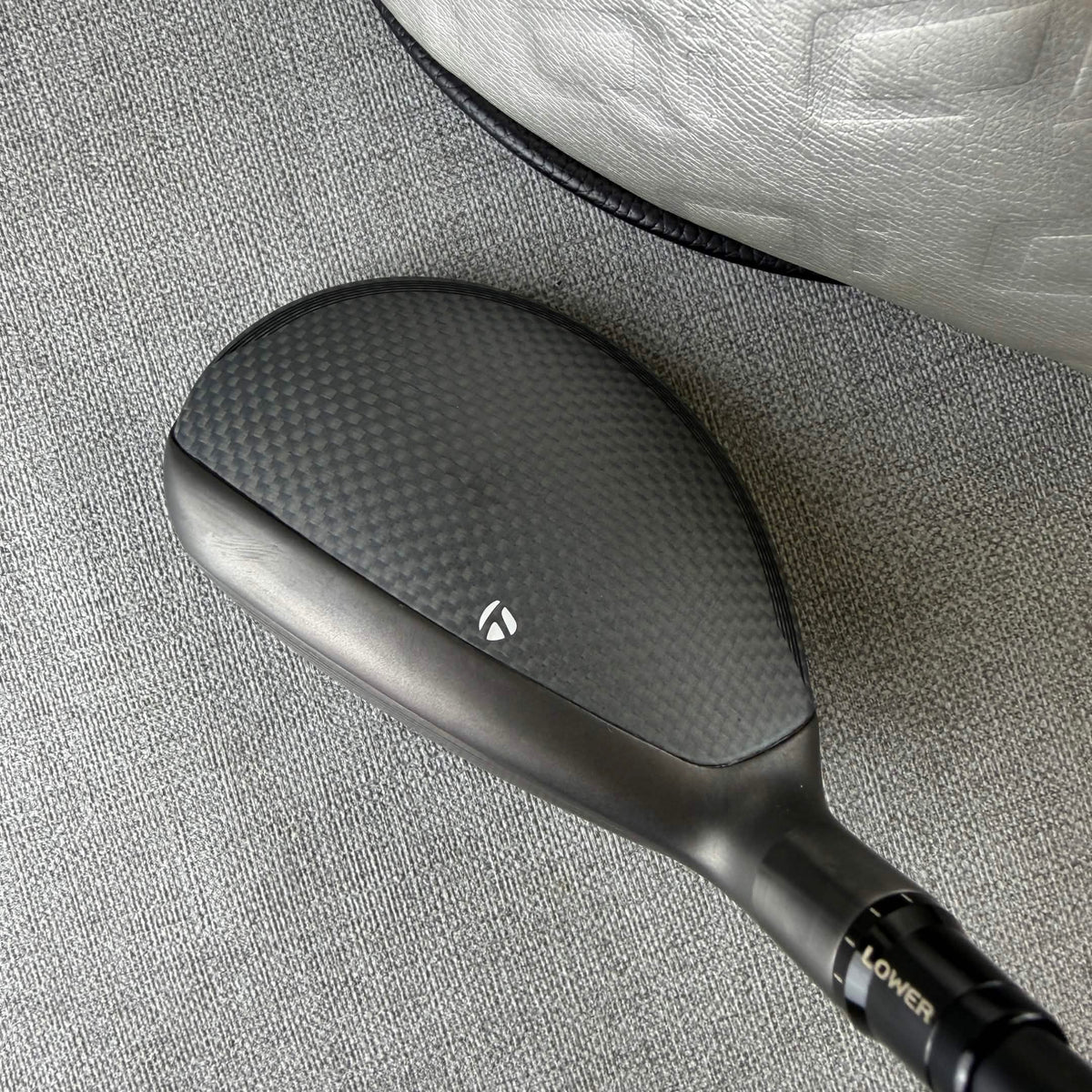 Taylormade  Qi35  Hybrid - Stiff Flex / 19 Degree