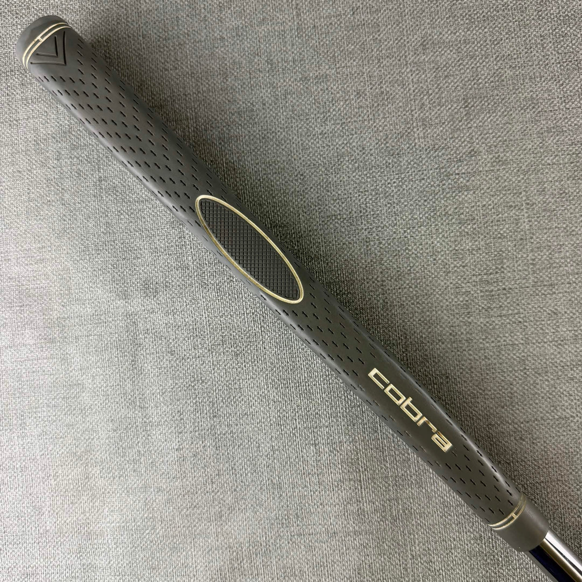 Cobra Blade Putter - 32 Inches / Cobra Grip