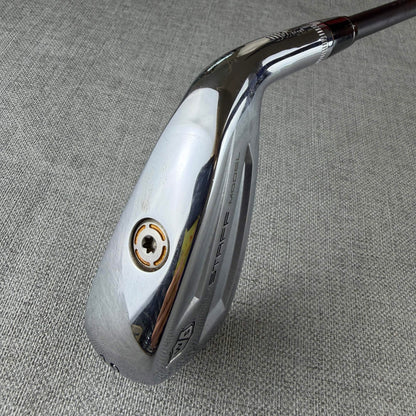 Wilson Staff Model UT - Extra Stiff Flex / 18 Degree