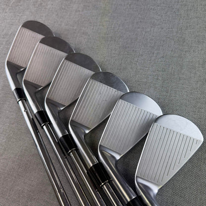 Srixon ZX5 Mk 2 Irons - Regular Flex / 5-PW