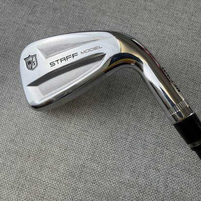 Wilson Staff Model Hybrid - Extra Stiff  Flex / 18 Degree