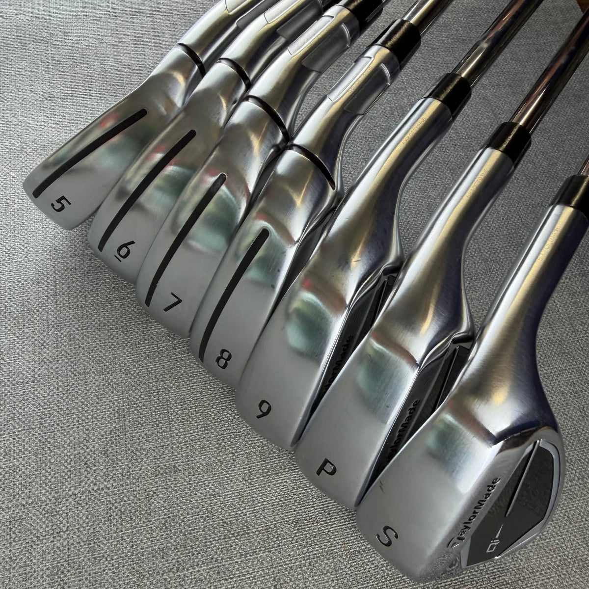 Taylormade Qi Irons - Regular Flex / 5-SW