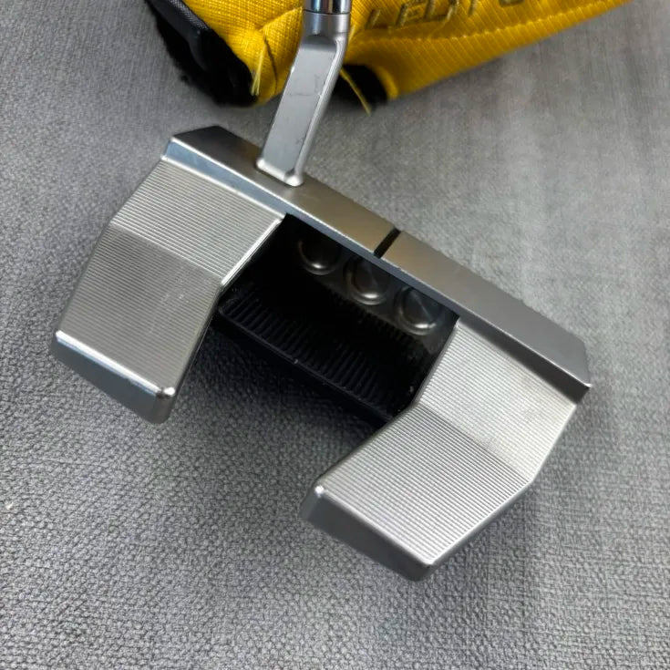 Scotty Cameron Phantom 5.5 - 34 Inch / Scotty Cameron Original Grip