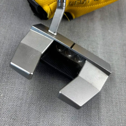 Scotty Cameron Phantom 5.5 - 34 Inch / Scotty Cameron Original Grip