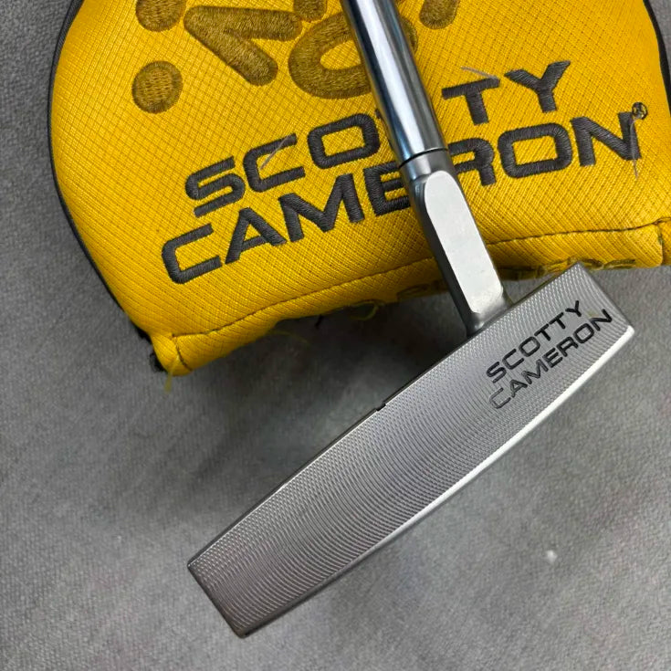 Scotty Cameron Phantom 5.5 - 34 Inch / Scotty Cameron Original Grip