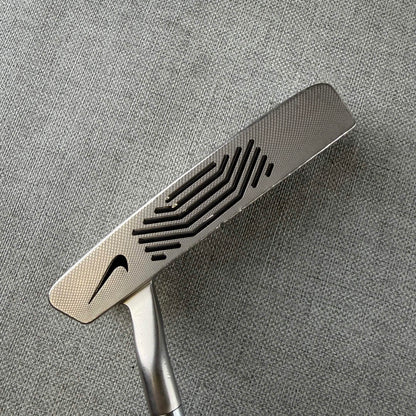 Nike Method Model 002 Precision Milled 303 Putter - 33.5 Inches / Nike Method Grip