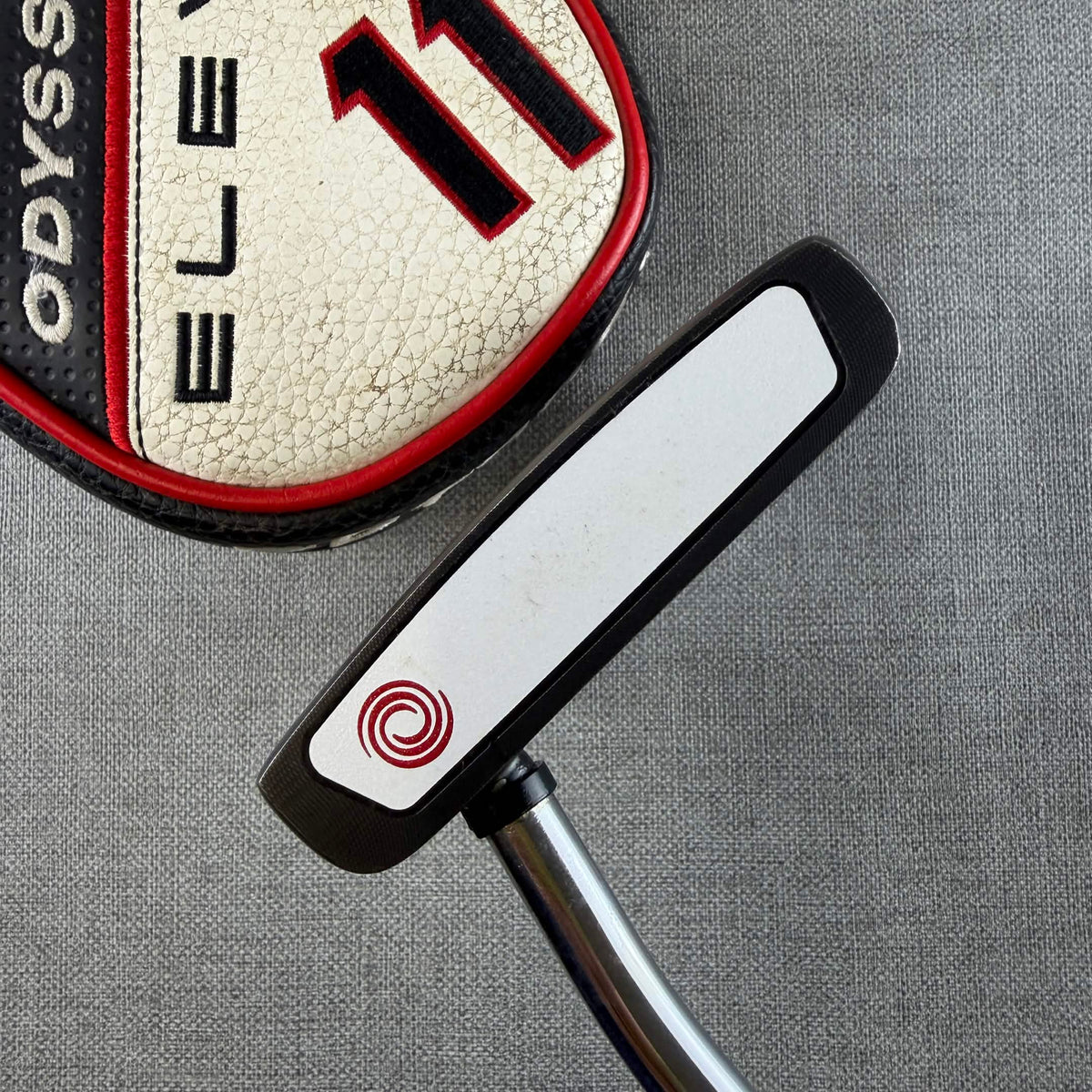 Odyssey Versa Jailbird Putter - 34 Inches / Super Stroke Claw 1.0 Grip