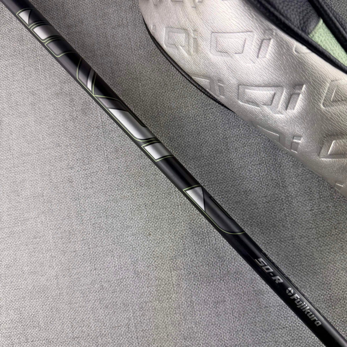 Taylormade  Qi35 MAX Hybrid - Regular Flex / 23 Degree