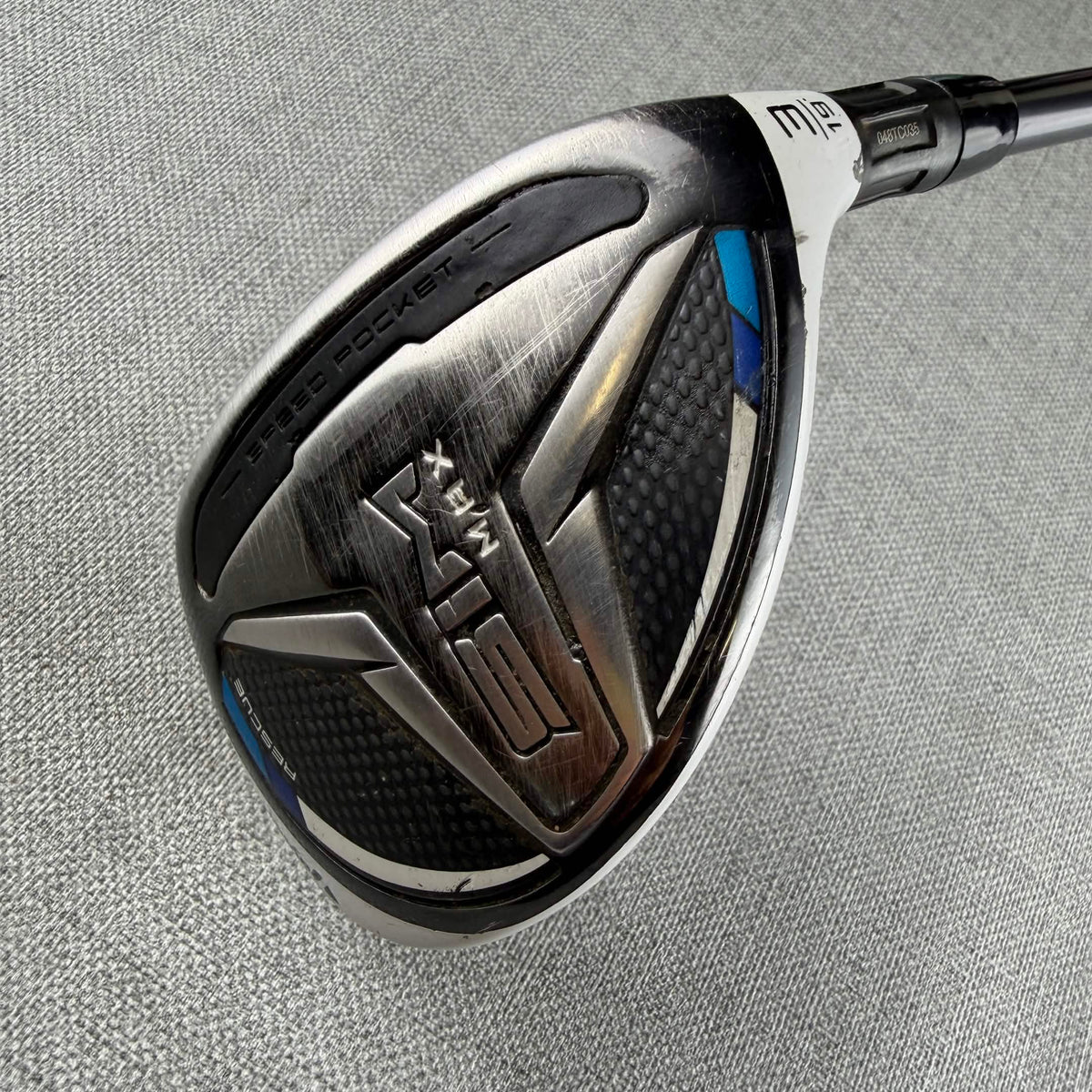 Taylormade  SIM2 MAX Rescue Hybrid - Stiff  Flex / 19 Degree