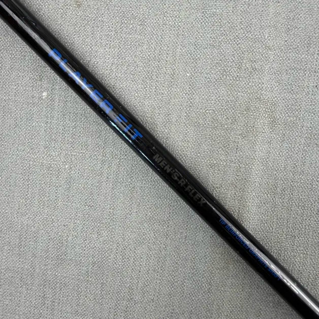 Wilson Player 4 Hybrid - Regular Flex / 22 Degree