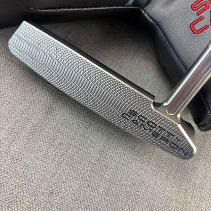 Scotty Cameron Super Select Newport 2 - 33.5 Inch / Original Scotty Grip