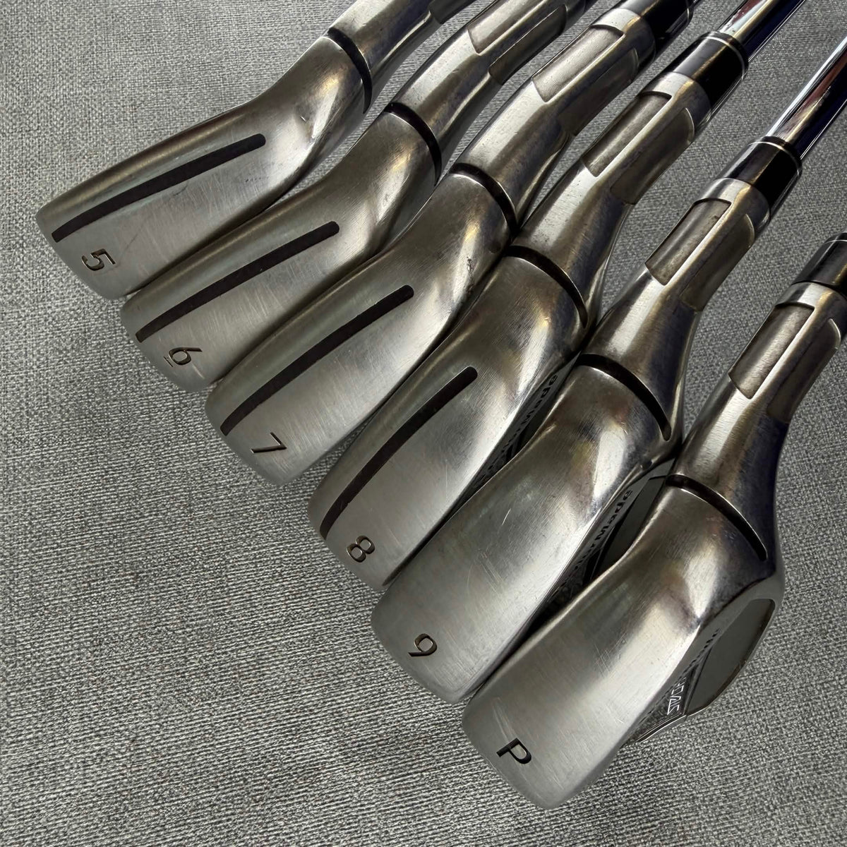 Taylormade  Stealth Irons - Stiff Flex / 5-PW
