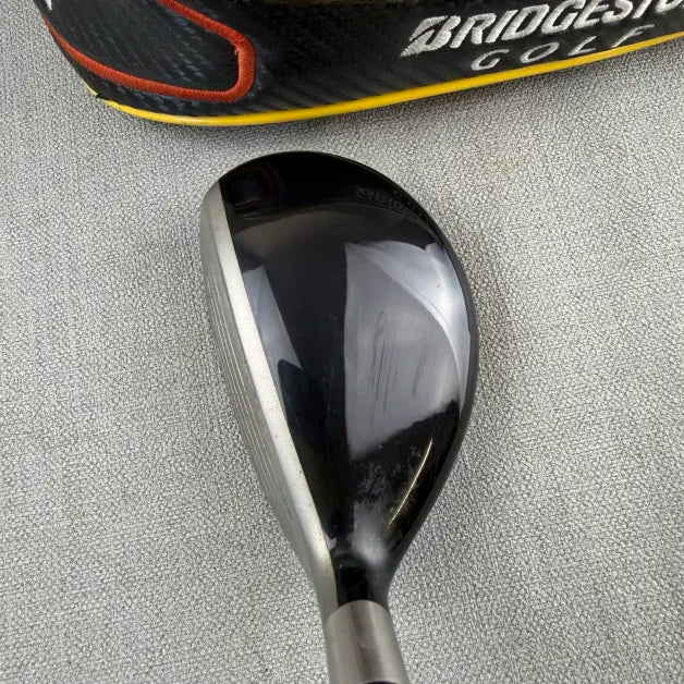 Bridgestone J40 3 Hybrid - Regular Flex / 21 Degree