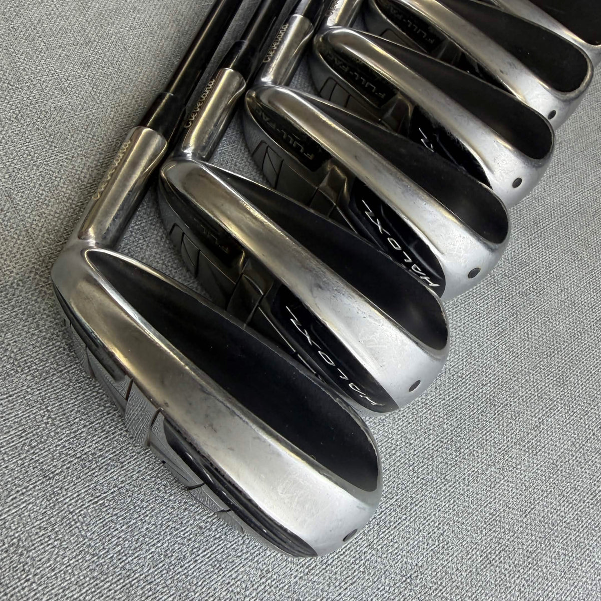 Cleveland Halo XL Full-Face Irons - Regular  Flex / 4-SW