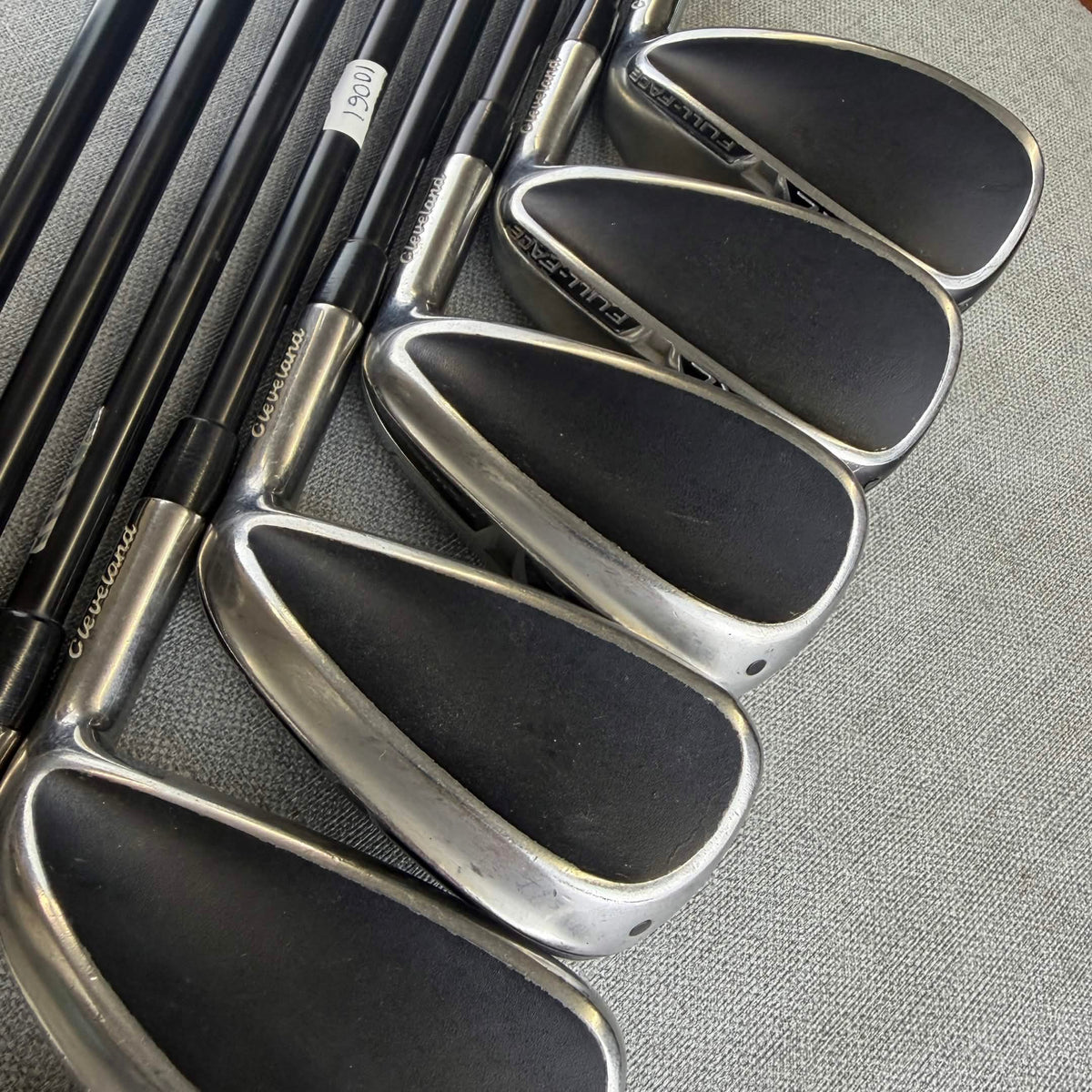 Cleveland Halo XL Full-Face Irons - Regular  Flex / 4-SW