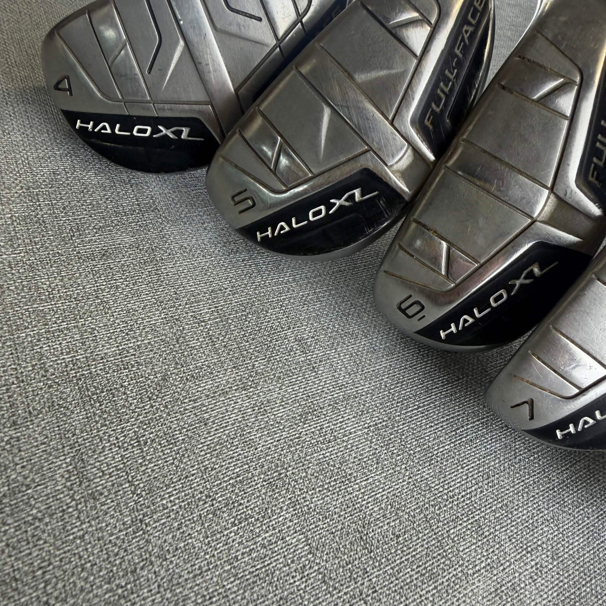 Cleveland Halo XL Full-Face Irons - Regular  Flex / 4-SW