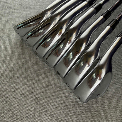 Taylormade  P790 Irons - Regular  Flex / 4-PW
