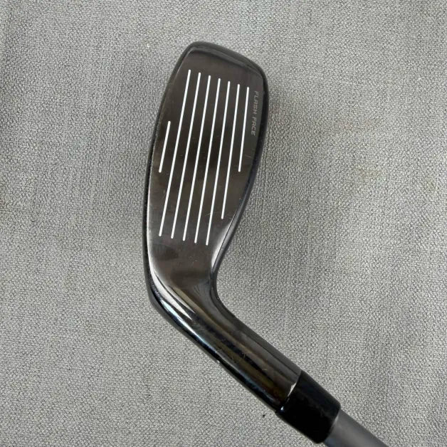 Callaway Mavrik 4 Hybrid - Regular Flex / 20 Degree