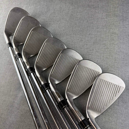Taylormade  SIM2 MAX Irons - Regular  Flex / 5-SW