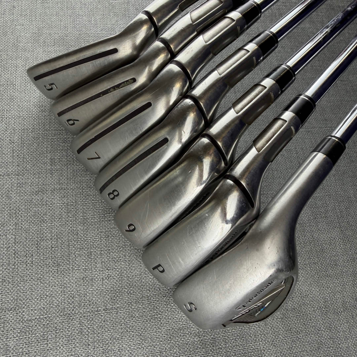 Taylormade  SIM2 MAX Irons - Regular  Flex / 5-SW