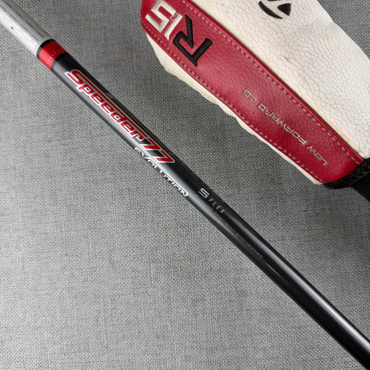 Taylormade  R15 Rescue Hybrid - Stiff Flex / 19 Degree