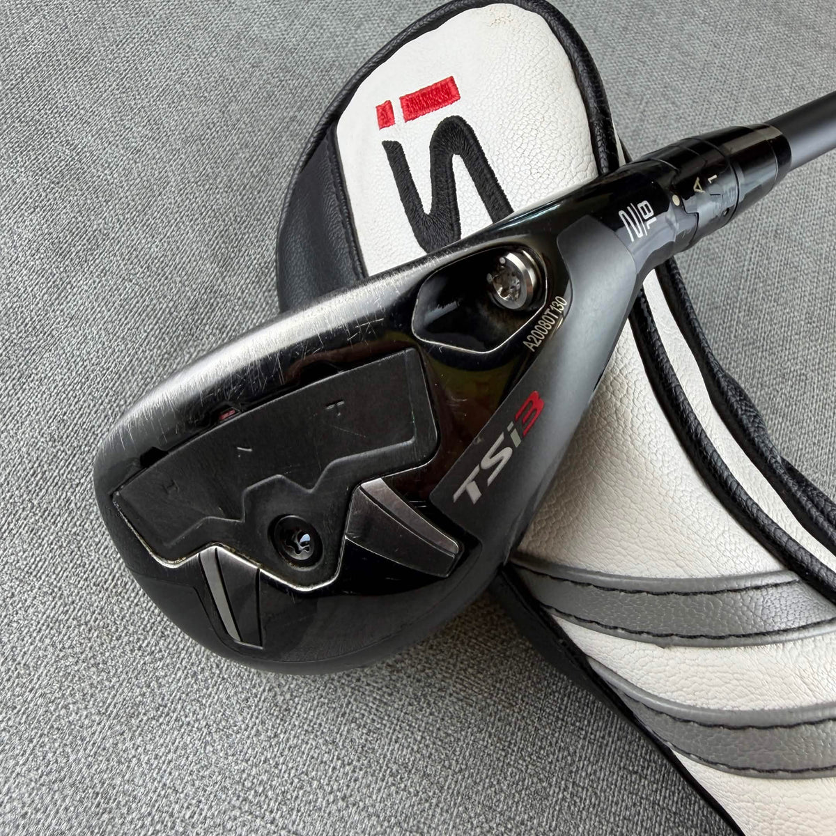 Titleist TSi3 Hybrid - Tour Extra Stiff Flex / 18 Degree