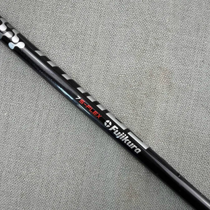 Taylormade M6 3 Rescue - Stiff Flex / 19 Degree