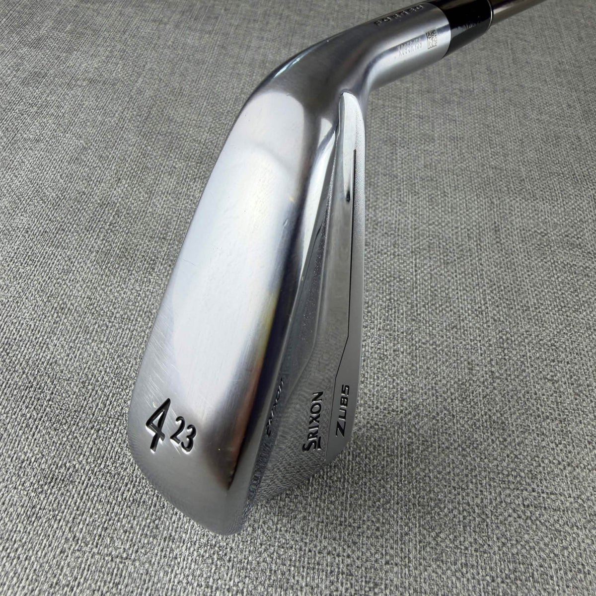 Srixon ZU85 Hybrid - Regular Flex / 23 Degree