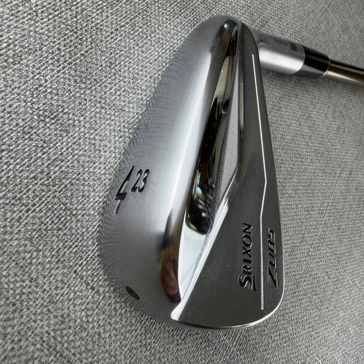 Srixon ZU85 Hybrid - Regular Flex / 23 Degree