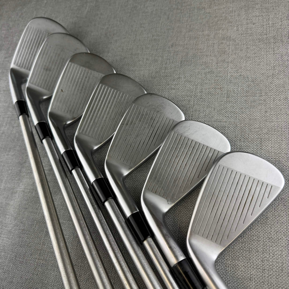 Taylormade  P.790 Forged Irons - Extra Stiff Flex / 4-PW